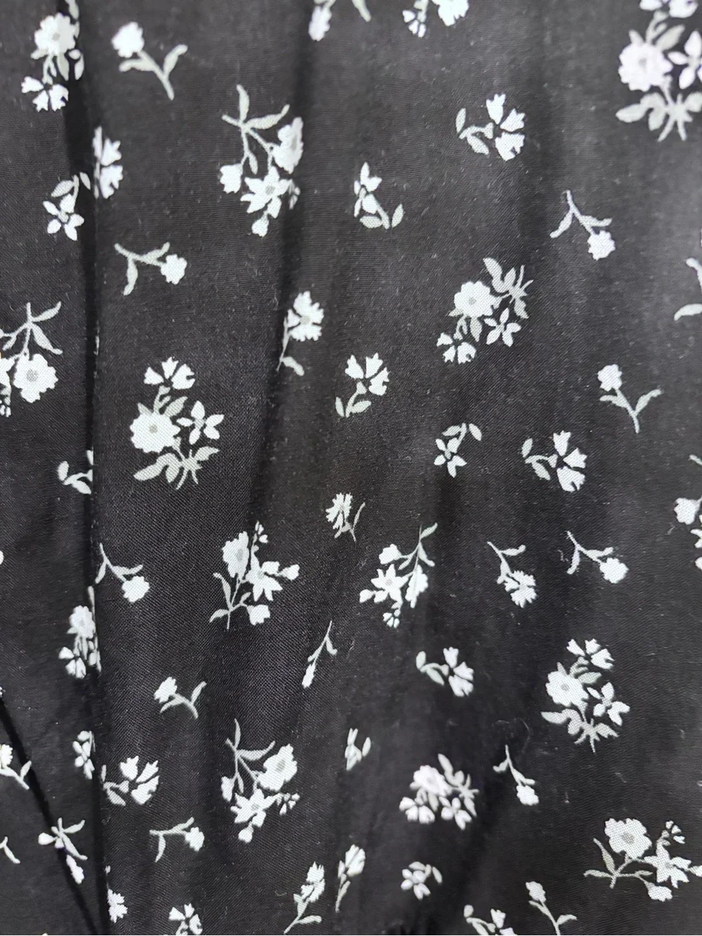 Black Floral Ruffle Sleeve Sundress - Picture 3 of 4